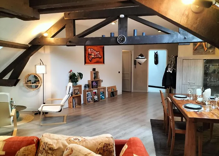 Chambre Dans Loft Partage, Cosy Et Spacieux!