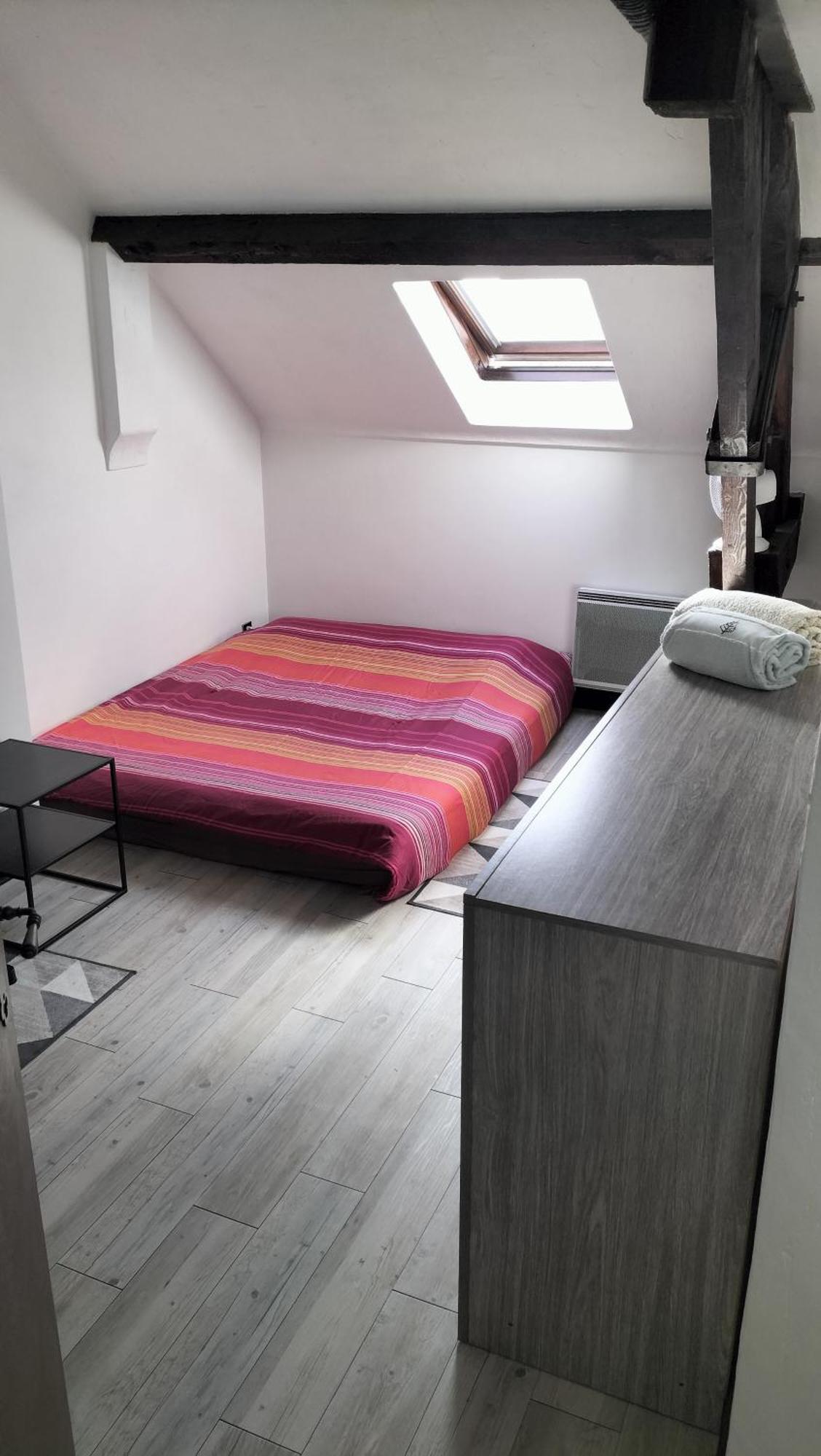 Séjour chez l'habitant Dans Loft Partage, Cosy Et Spacieux! *