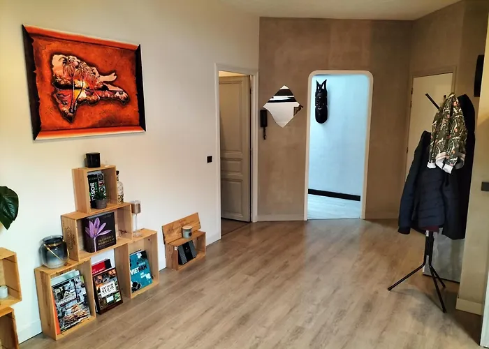 Chambre Dans Loft Partage, Cosy Et Spacieux!